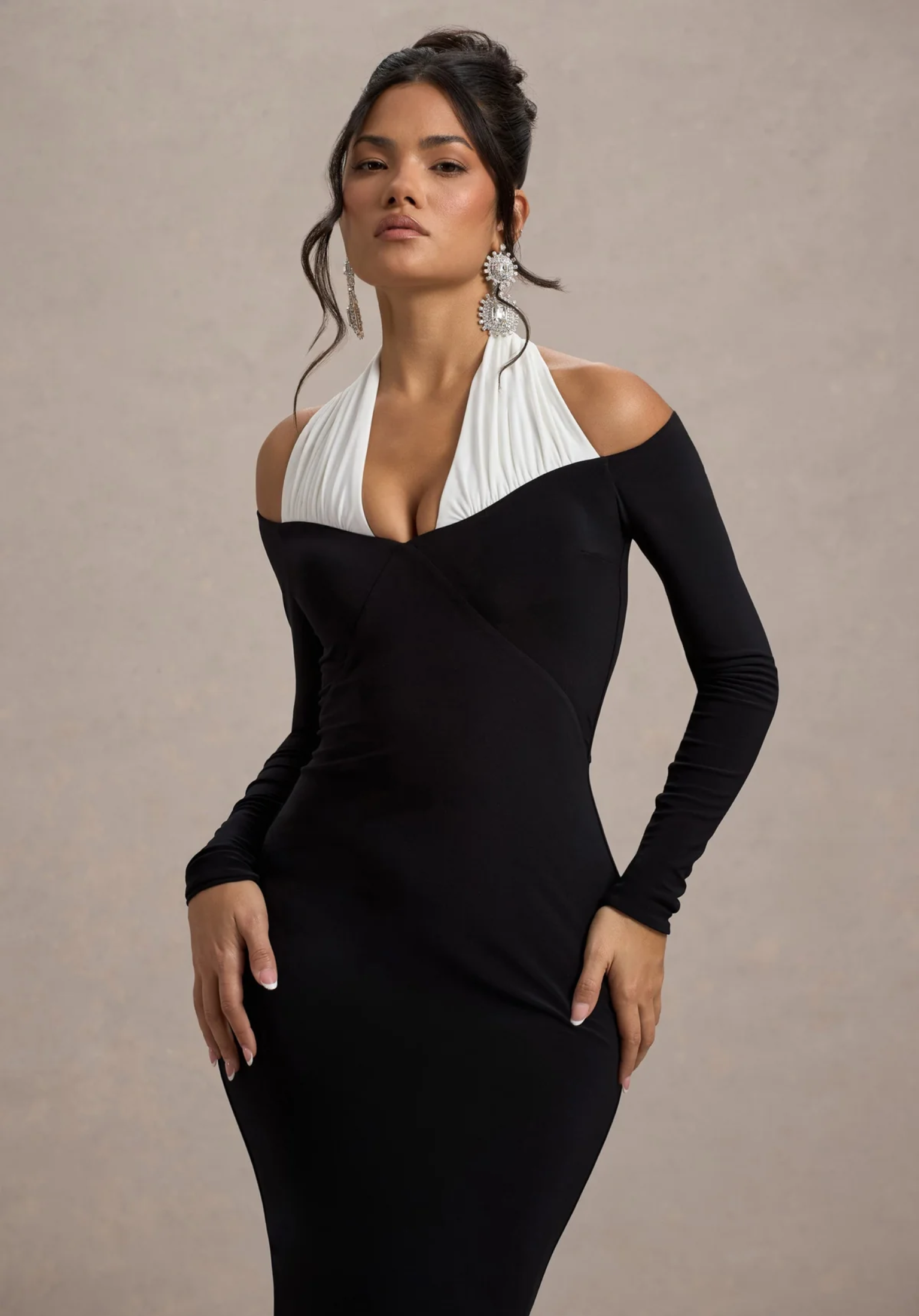 Halter-Neck Maxi Dress