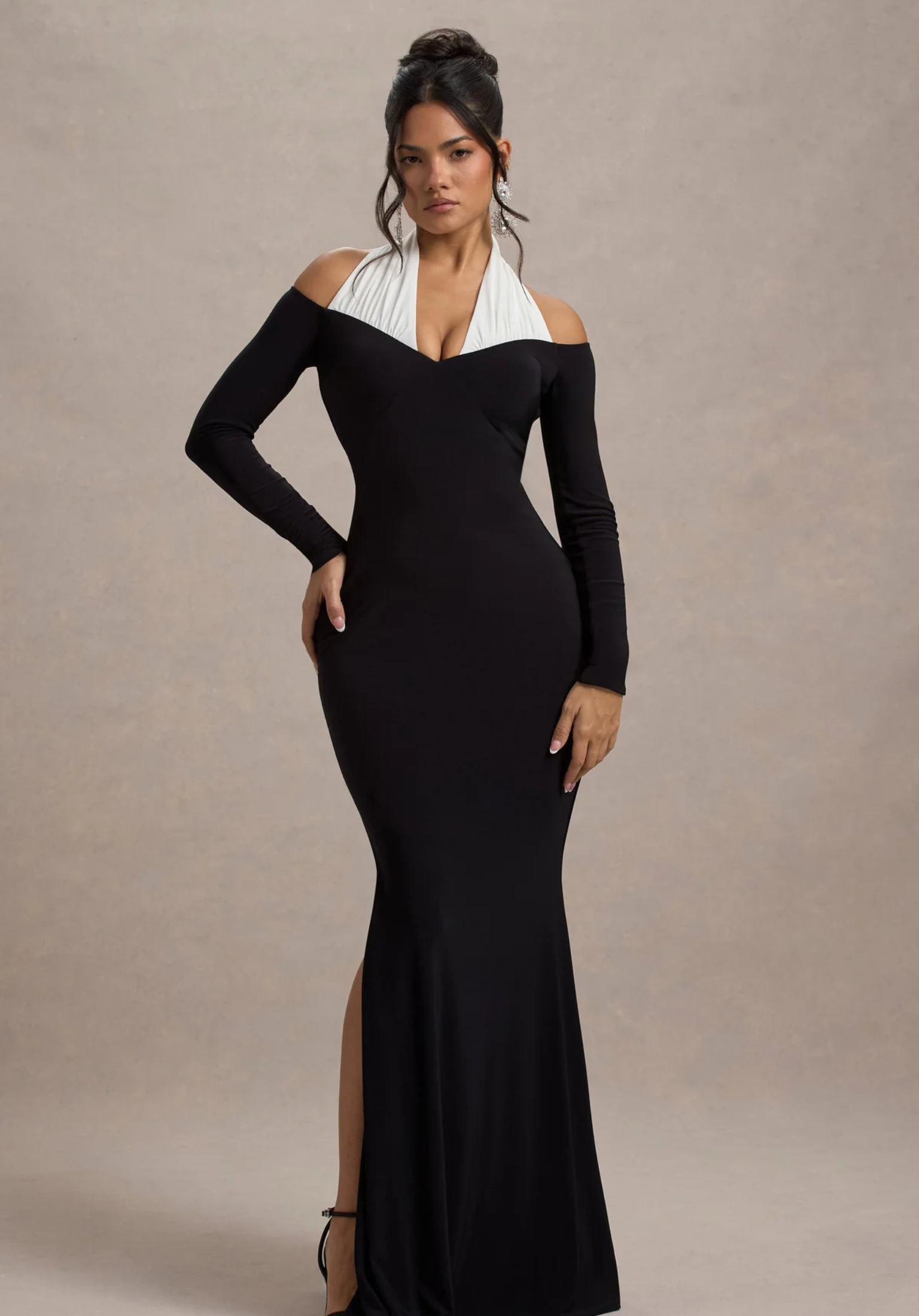 Halter-Neck Maxi Dress